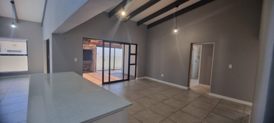 3 Bedroom Property for Sale in Sunset Estate Western Cape